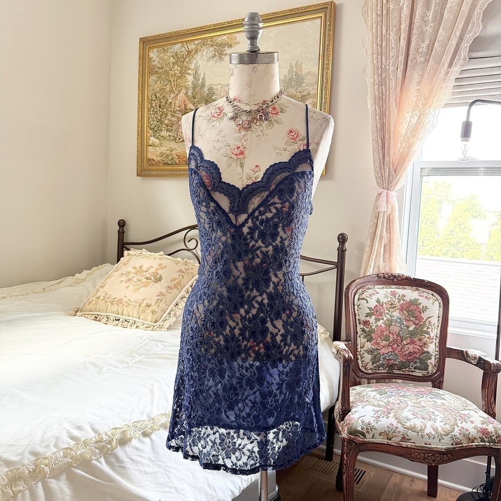 90s Delicates size large navy blue lace chemise slip dress‎